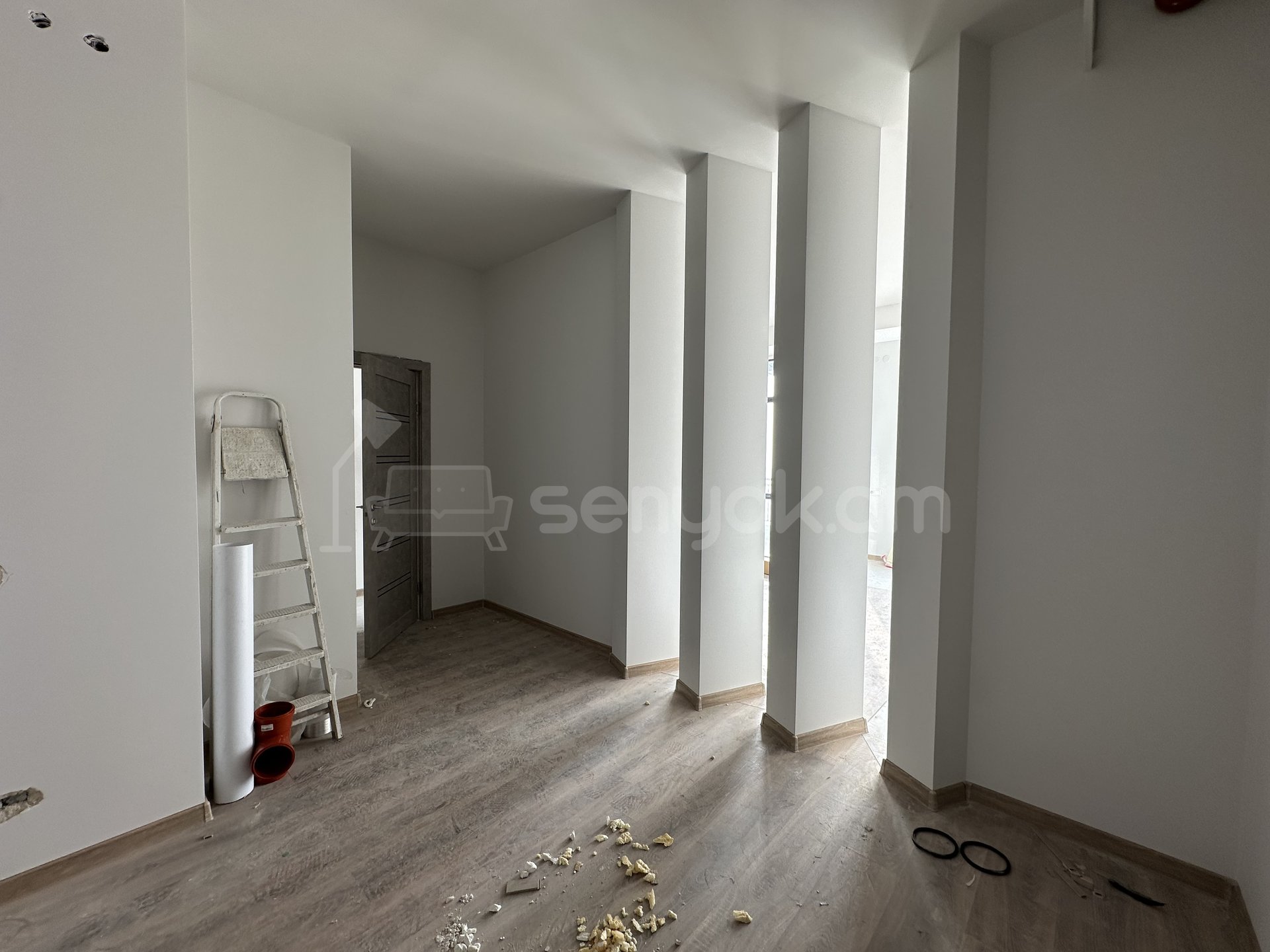 2 Սենյականոց Բնակարան Նորակառույցում, 45քմ, 13/15 հարկ, Դիզայներական Վերանորոգված, Կահավորված, Արևկող