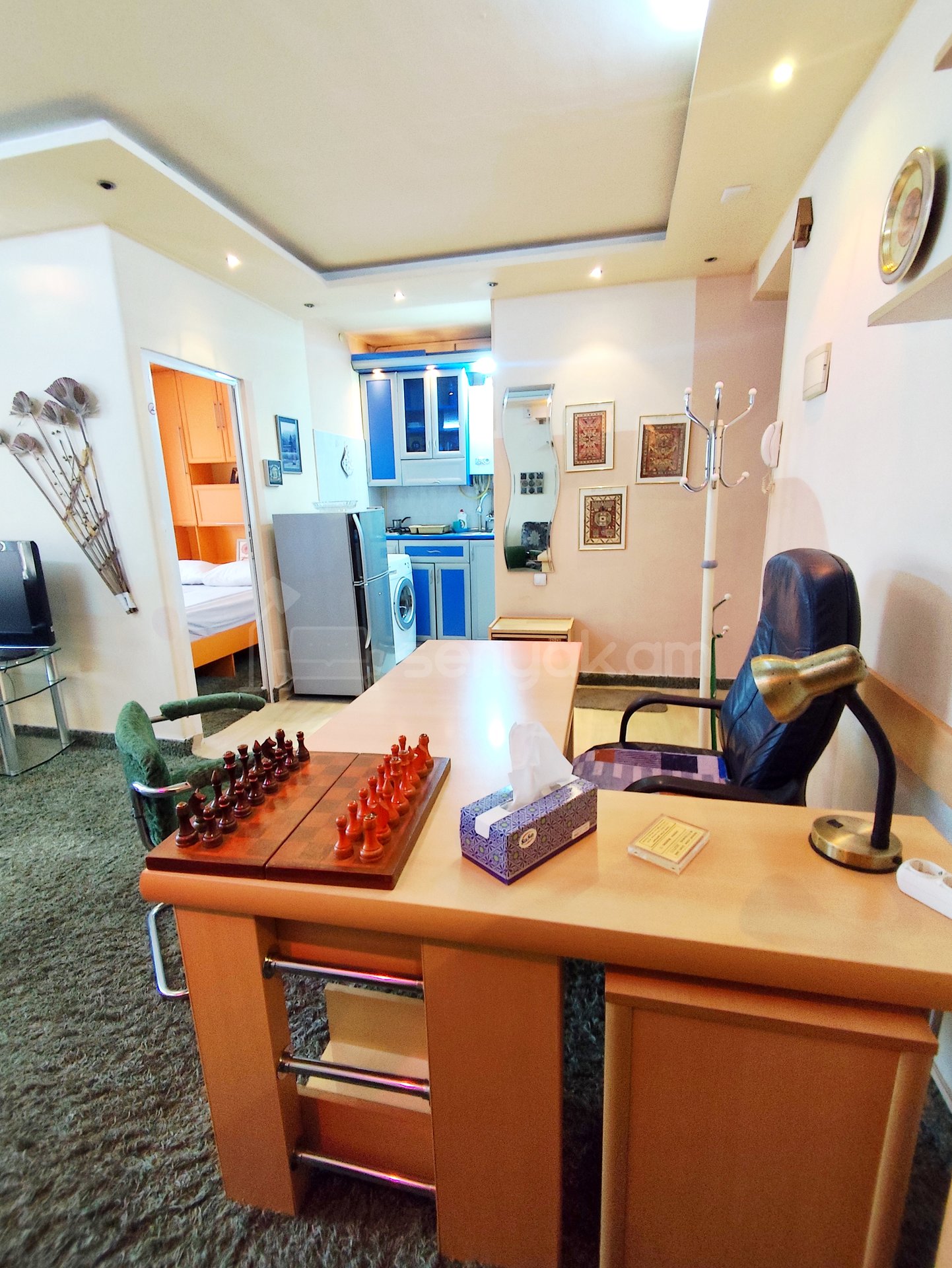 2 Սենյականոց Բնակարան Քարե Շենքում, 34քմ, 5/5 հարկ, Դիզայներական Վերանորոգված