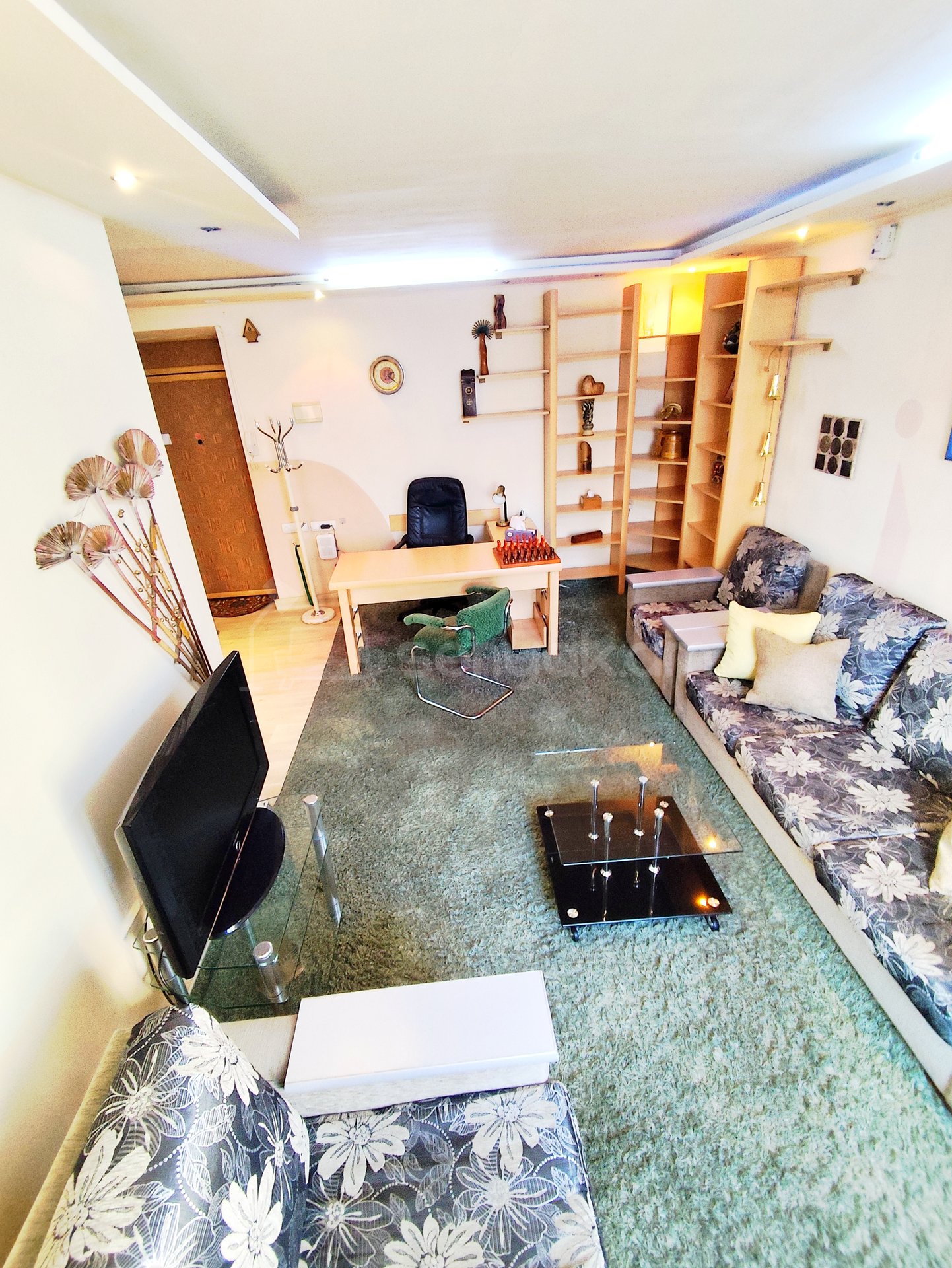 2 Սենյականոց Բնակարան Քարե Շենքում, 34քմ, 5/5 հարկ, Դիզայներական Վերանորոգված