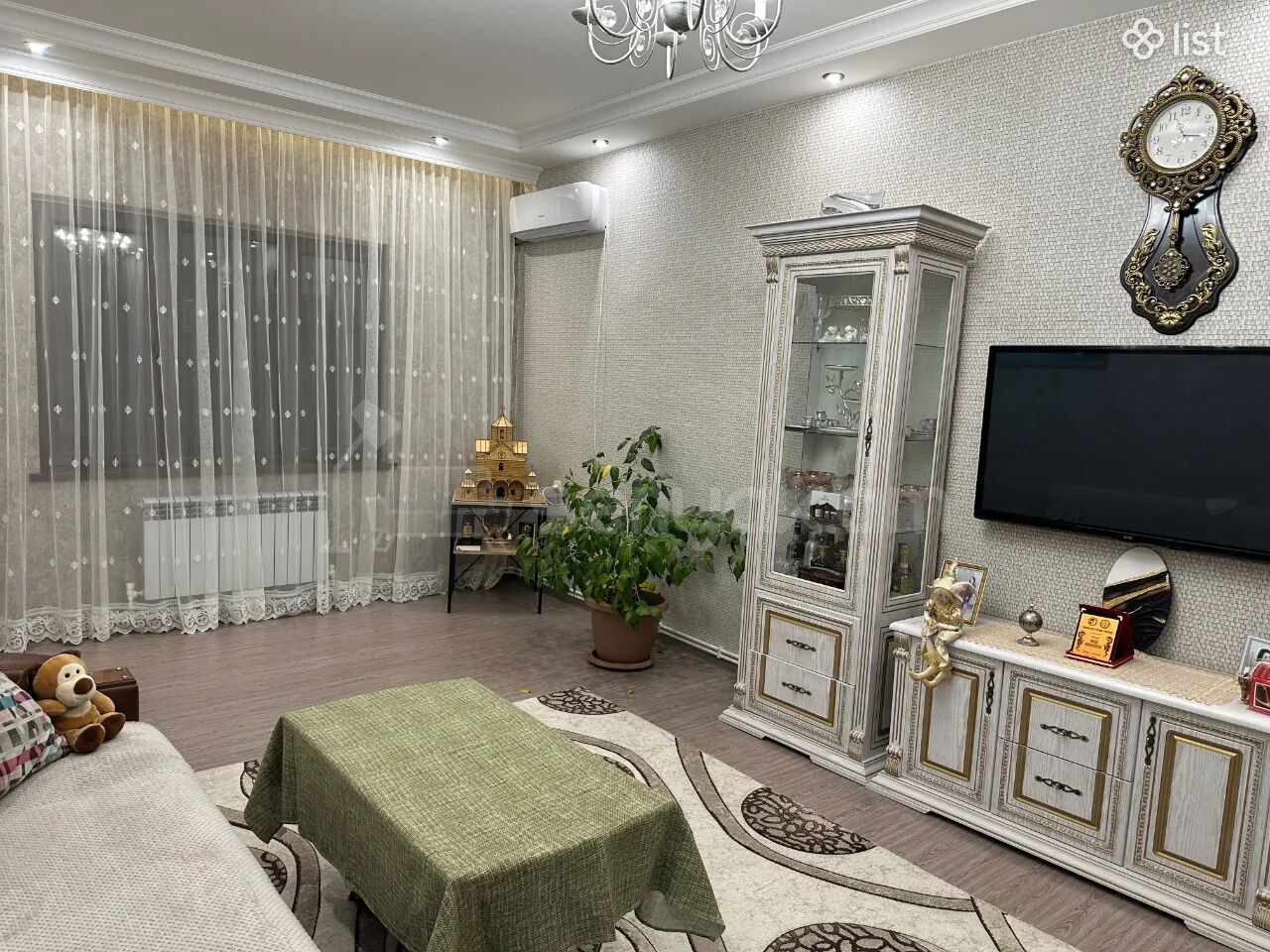 3 Սենյականոց Բնակարան Քարե Շենքում, 92քմ, 4/5 հարկ, Կապիտալ Վերանորոգված