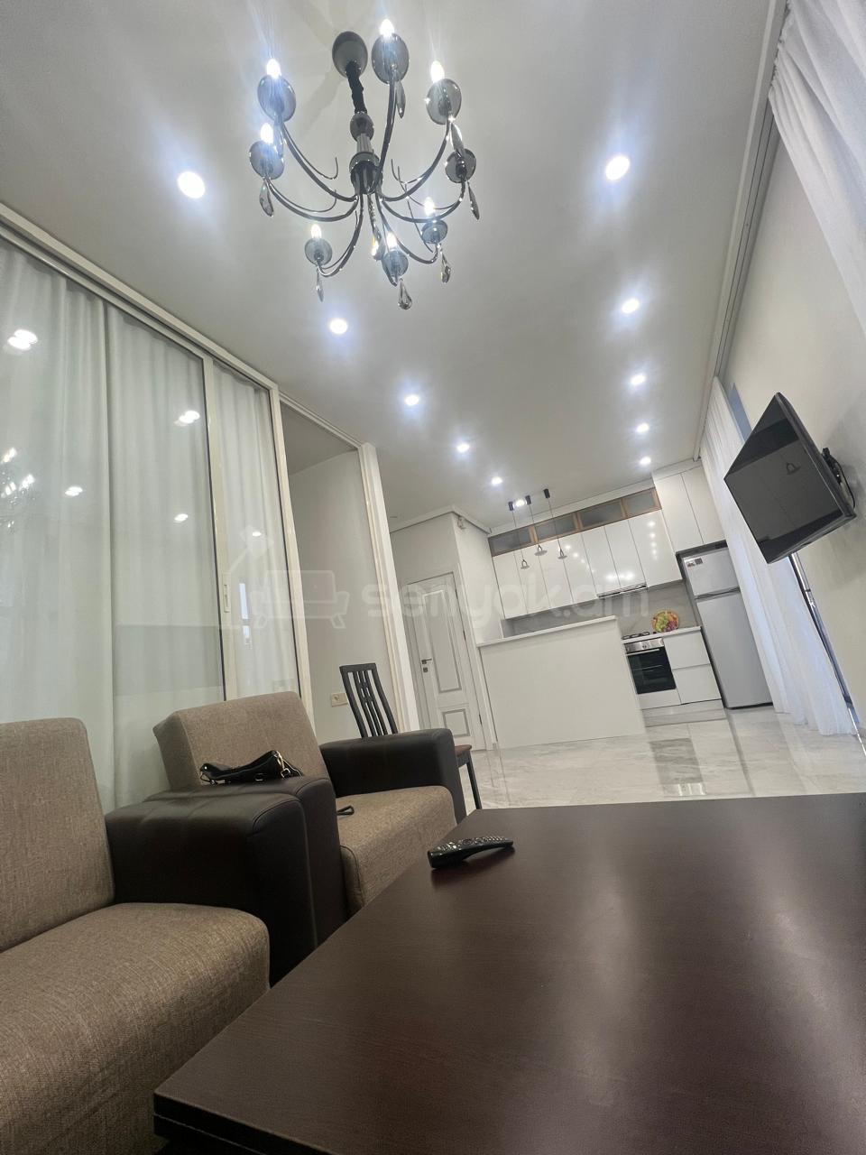 2 Սենյականոց Բնակարան, 60քմ, 3/5 հարկ, Դիզայներական Վերանորոգված