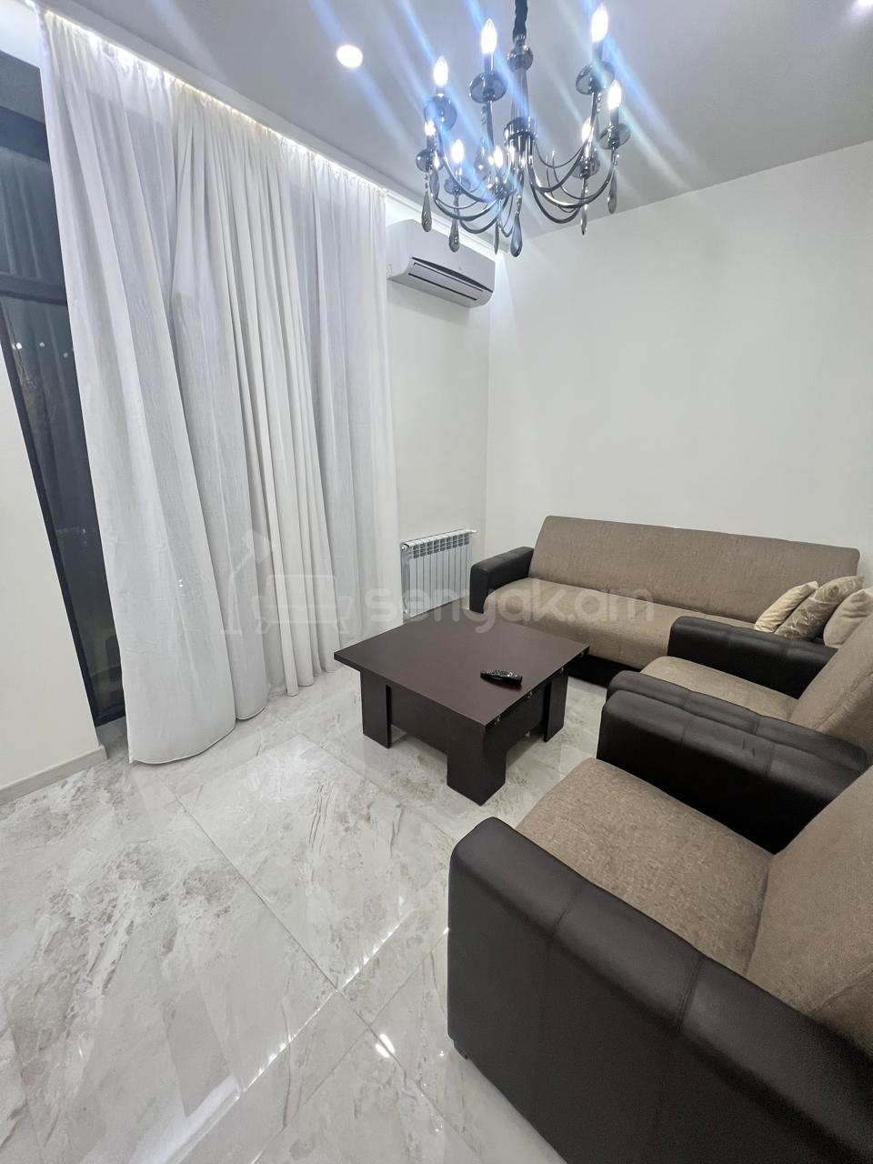 2 Սենյականոց Բնակարան, 60քմ, 3/5 հարկ, Դիզայներական Վերանորոգված