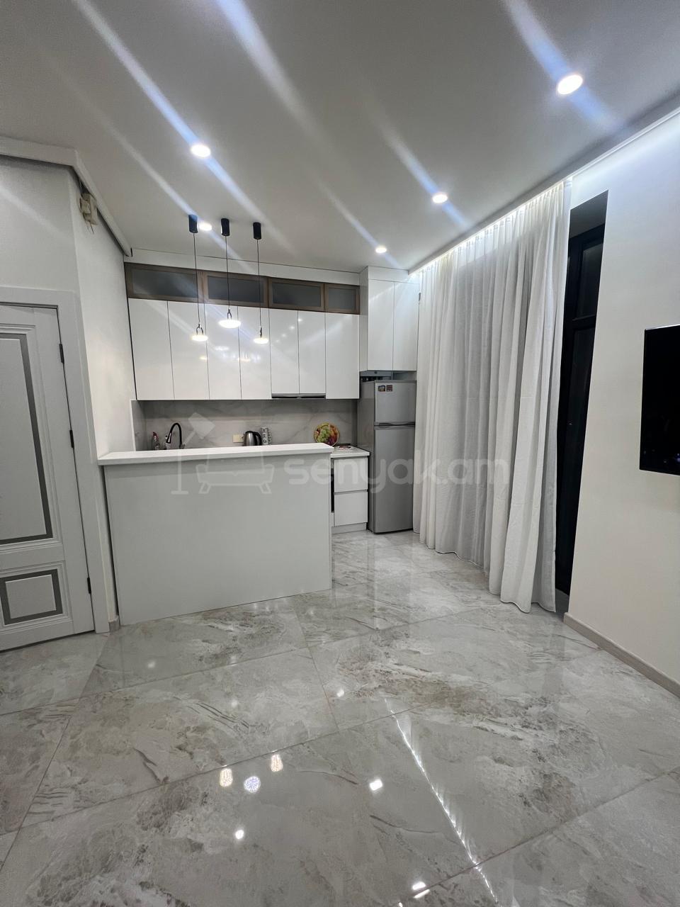 2 Սենյականոց Բնակարան, 60քմ, 3/5 հարկ, Դիզայներական Վերանորոգված