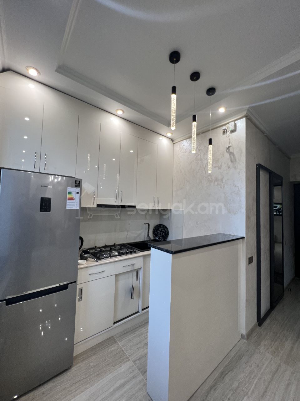 2 Սենյականոց Բնակարան, 45քմ, 3/5 հարկ, Դիզայներական Վերանորոգված