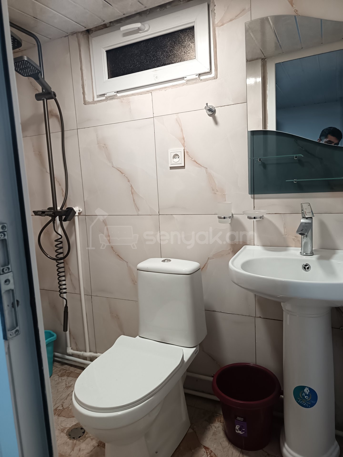 1 Սենյականոց Բնակարան Քարե Շենքում, 24քմ, 1/1 հարկ, Կապիտալ Վերանորոգված, Կահավորված, Արևկող