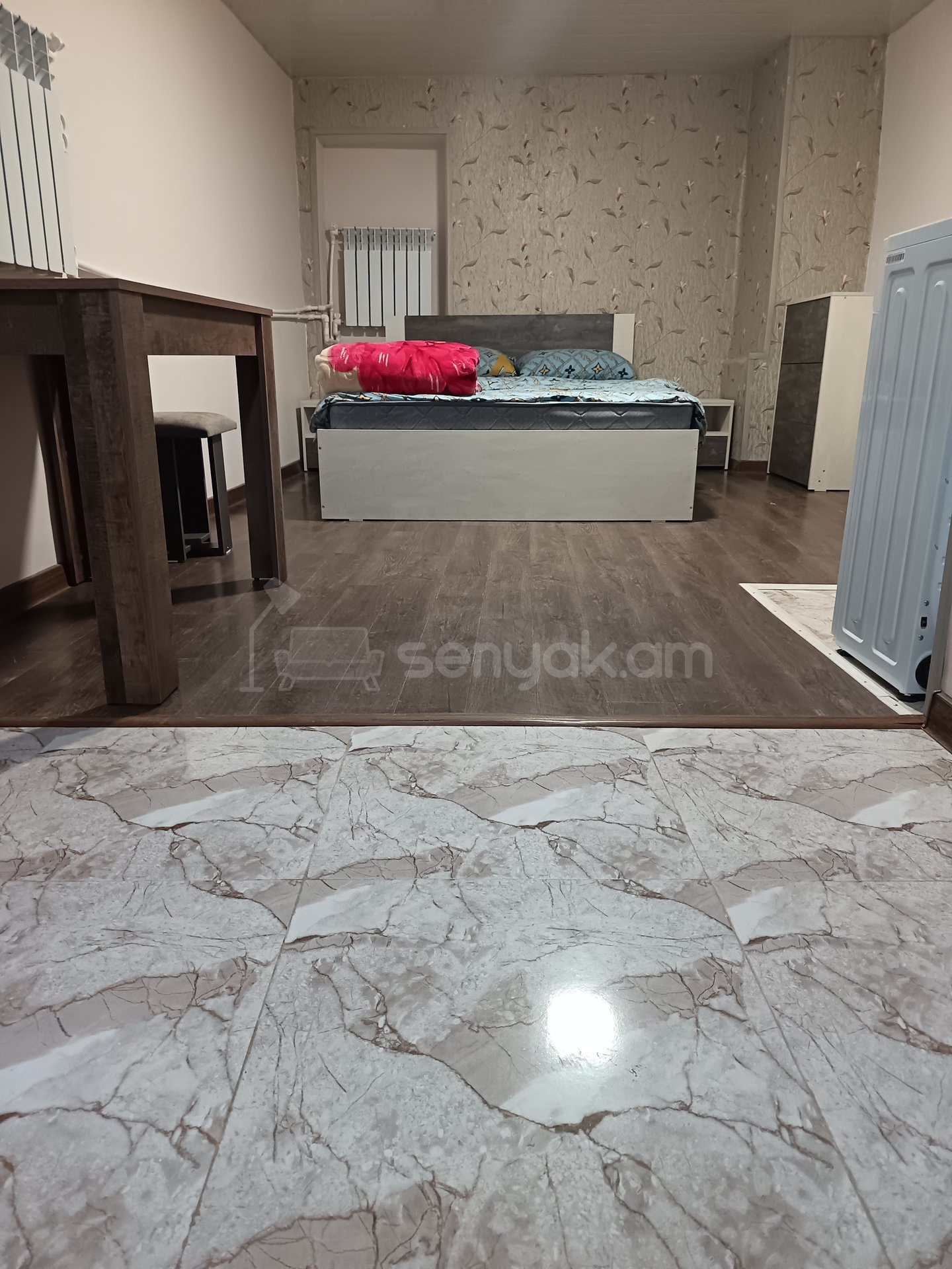 1 Սենյականոց Բնակարան Քարե Շենքում, 24քմ, 1/1 հարկ, Կապիտալ Վերանորոգված, Կահավորված, Արևկող