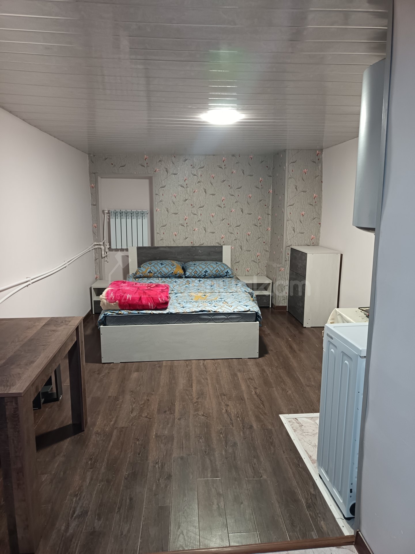 1 Սենյականոց Բնակարան Քարե Շենքում, 24քմ, 1/1 հարկ, Կապիտալ Վերանորոգված, Կահավորված, Արևկող