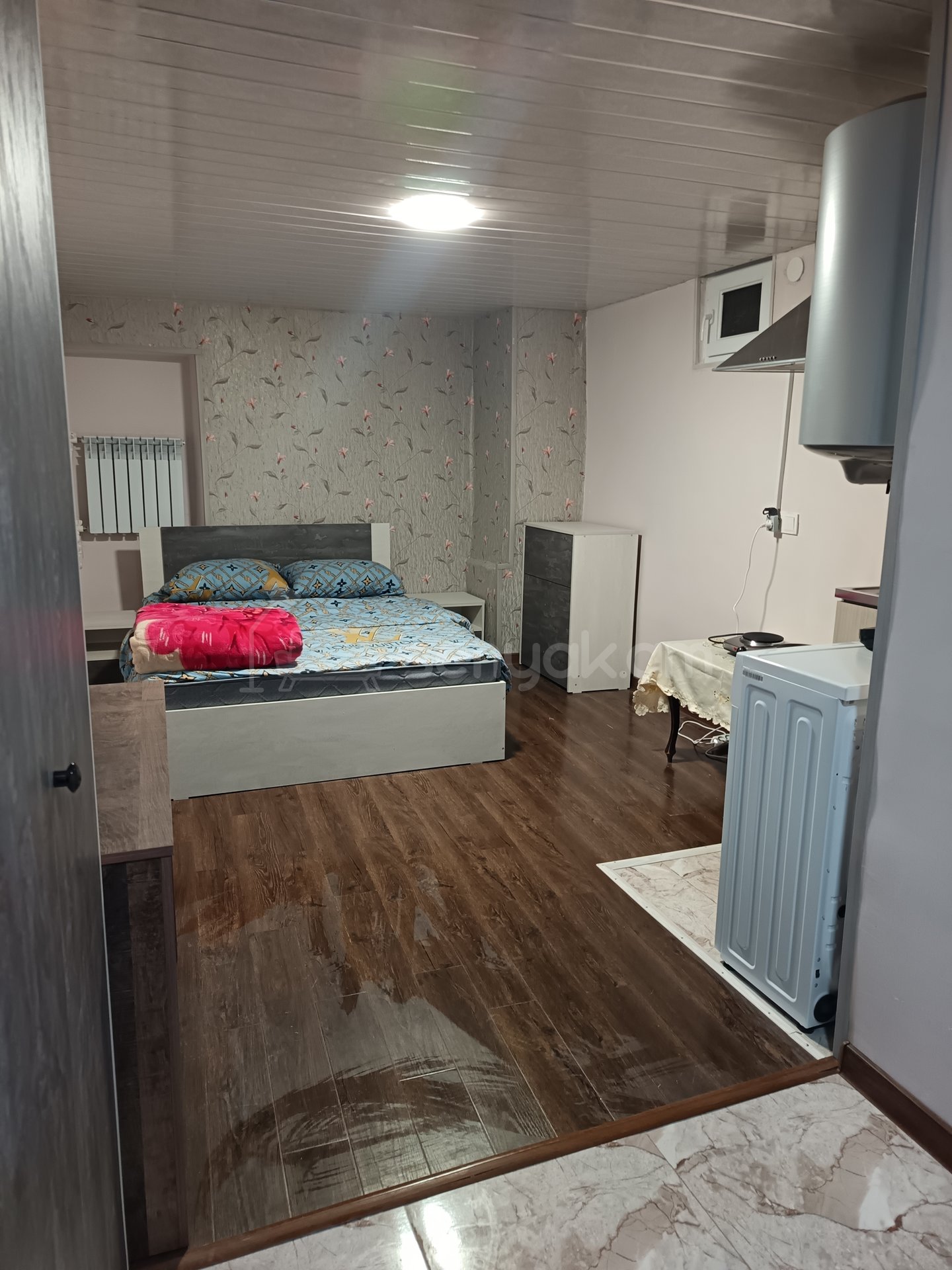 1 Սենյականոց Բնակարան Քարե Շենքում, 24քմ, 1/1 հարկ, Կապիտալ Վերանորոգված, Կահավորված, Արևկող