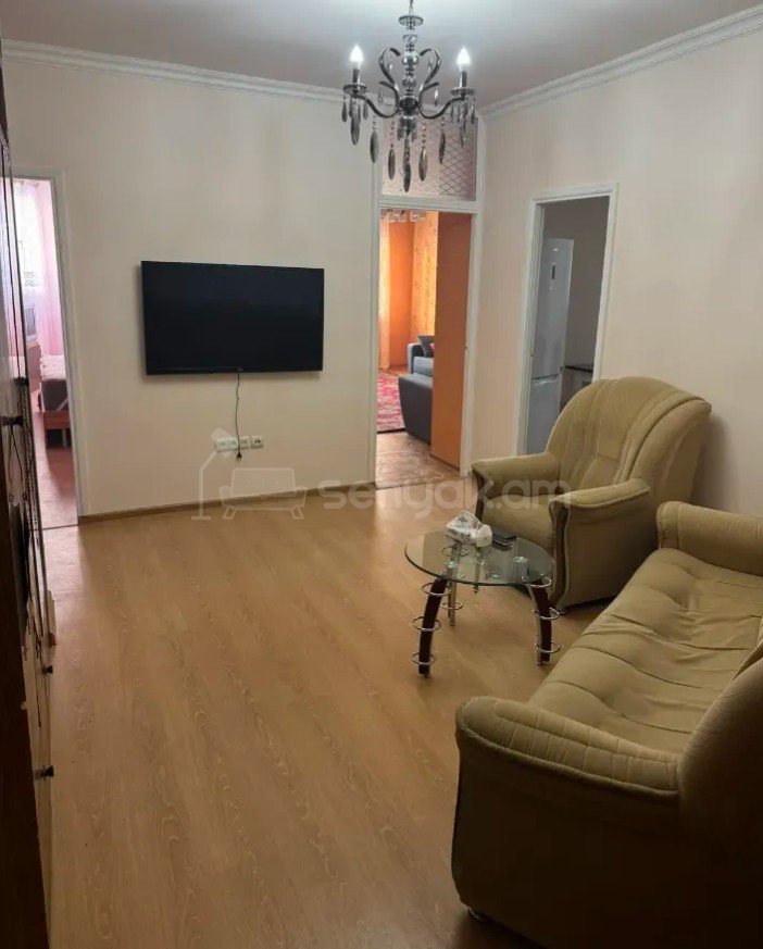 3 Սենյականոց Բնակարան, 100քմ, 13/16 հարկ, Կապիտալ Վերանորոգված, Կահավորված, Արևկող