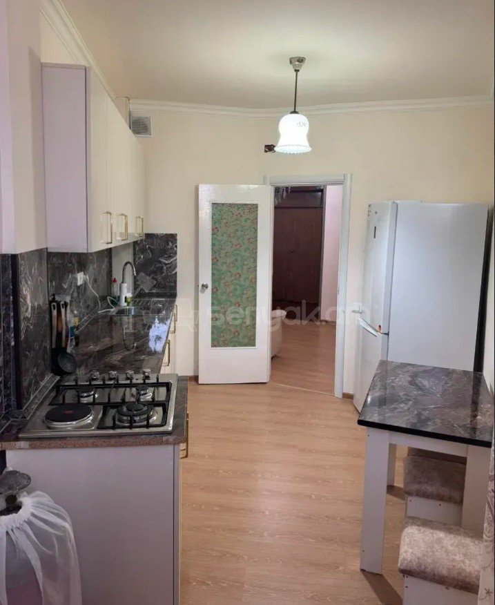 3 Սենյականոց Բնակարան, 100քմ, 13/16 հարկ, Կապիտալ Վերանորոգված, Կահավորված, Արևկող