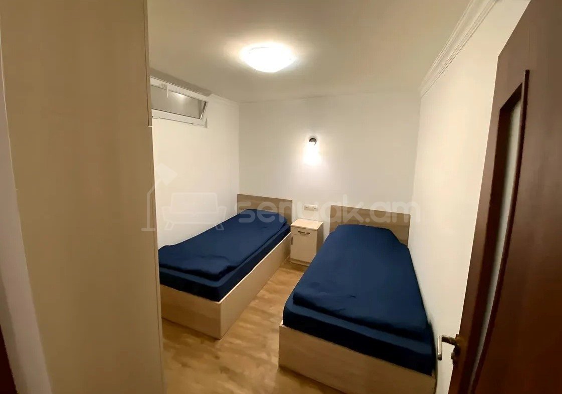 3 Սենյականոց Բնակարան Քարե Շենքում, 59քմ, 2/7 հարկ, Կապիտալ Վերանորոգված