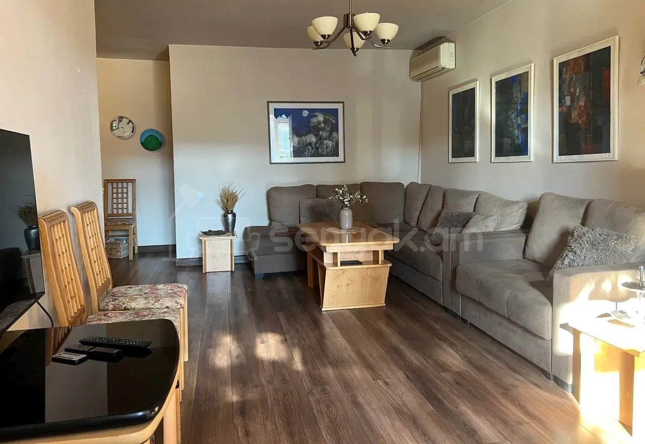 3 Սենյականոց Բնակարան Քարե Շենքում, 62քմ, 5/5 հարկ, Կապիտալ Վերանորոգված