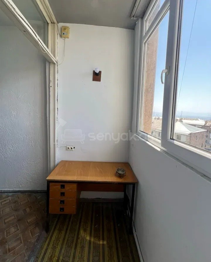 3 Սենյականոց Բնակարան, 64քմ, 7/12 հարկ, Պետական Վիճակում