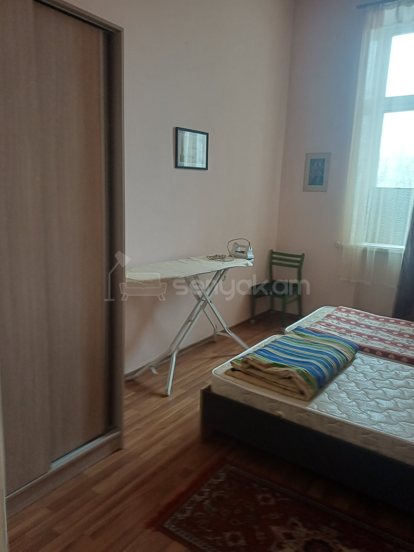 2 Սենյականոց Բնակարան Քարե Շենքում, 65քմ, 4/5 հարկ, Կապիտալ Վերանորոգված, Կահավորված, Արևկող