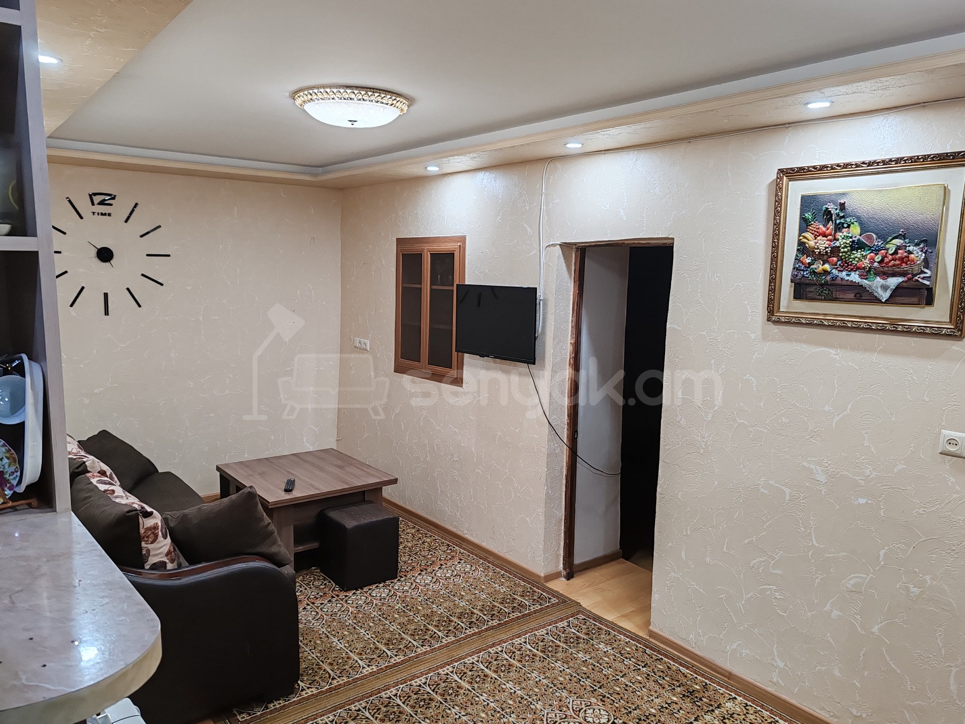 1 Սենյականոց Բնակարան Քարե Շենքում, 41քմ, 1/1 հարկ, Կապիտալ Վերանորոգված