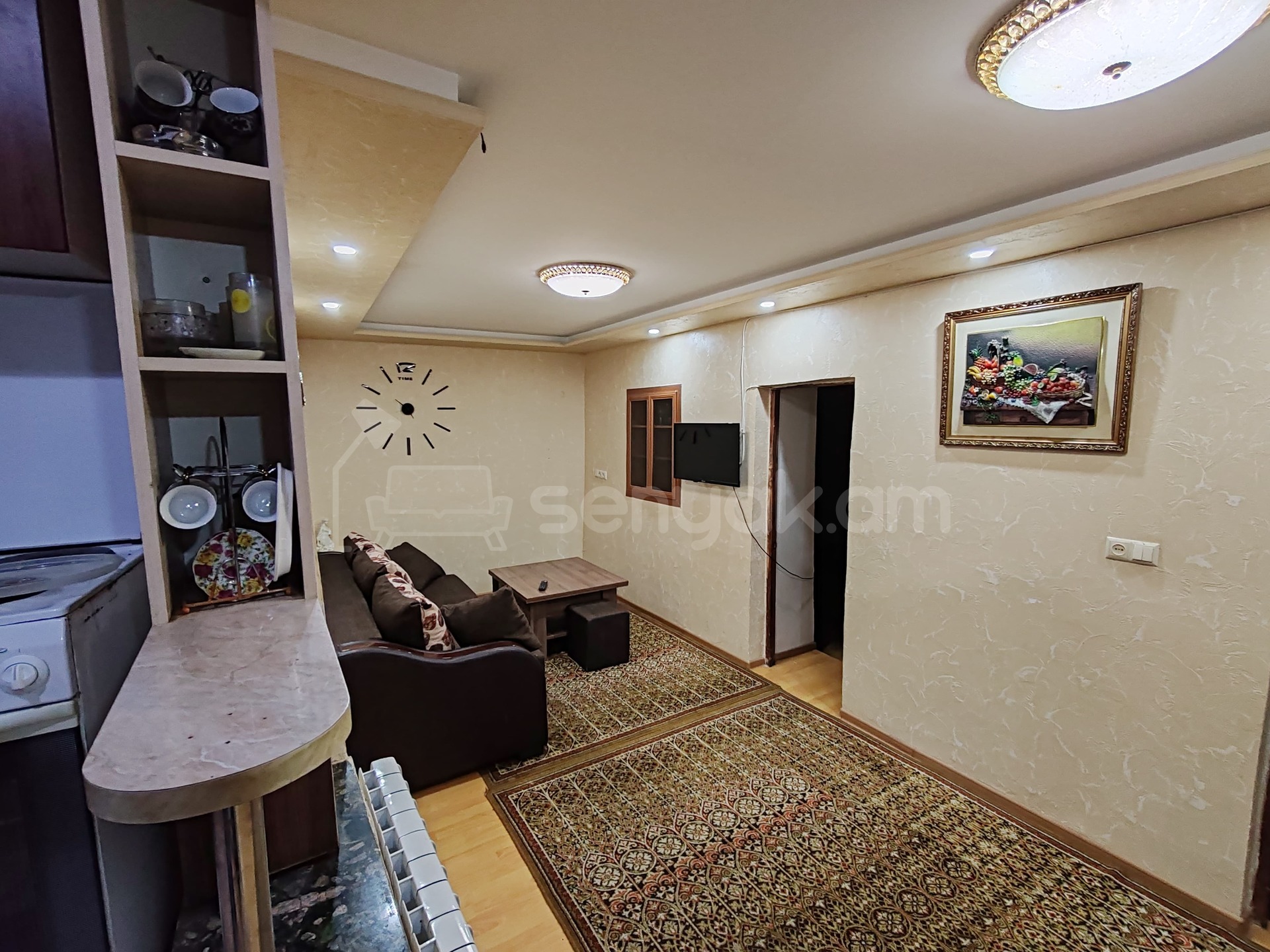 1 Սենյականոց Բնակարան Քարե Շենքում, 41քմ, 1/1 հարկ, Կապիտալ Վերանորոգված