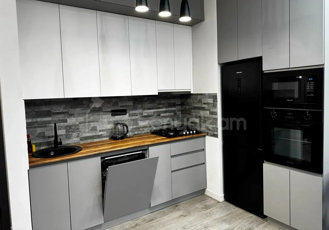 2 Սենյականոց Բնակարան Նորակառույցում, 59քմ, 13/14 հարկ, Կապիտալ Վերանորոգված