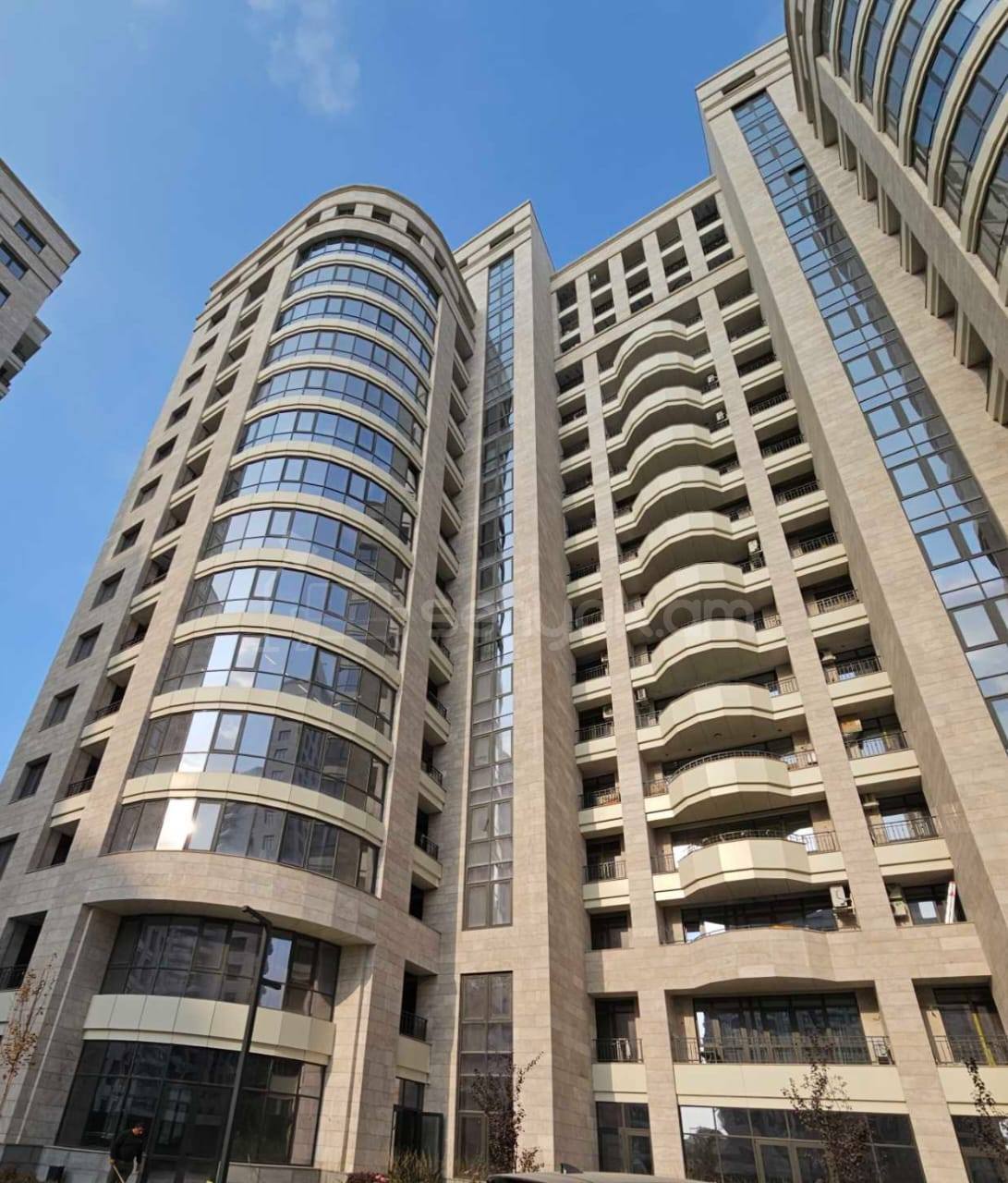 2 Սենյականոց Բնակարան Նորակառույցում, 52քմ, 11/18 հարկ, Կապիտալ Վերանորոգված