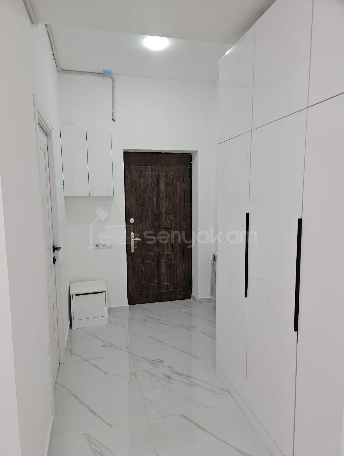 3 Սենյականոց Բնակարան Նորակառույցում, 77քմ, 3/14 հարկ, Կապիտալ Վերանորոգված