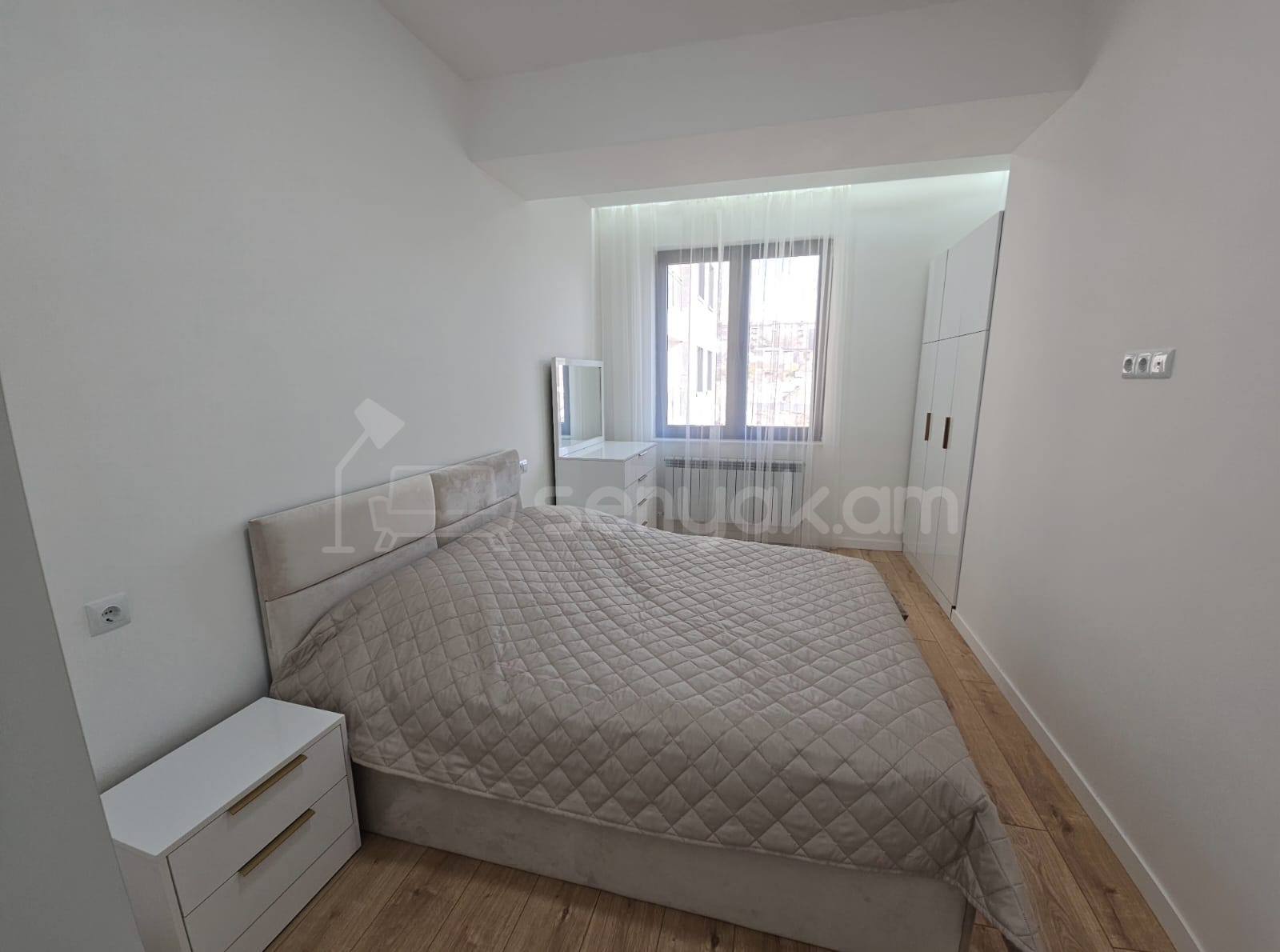 3 Սենյականոց Բնակարան Նորակառույցում, 77քմ, 3/14 հարկ, Կապիտալ Վերանորոգված