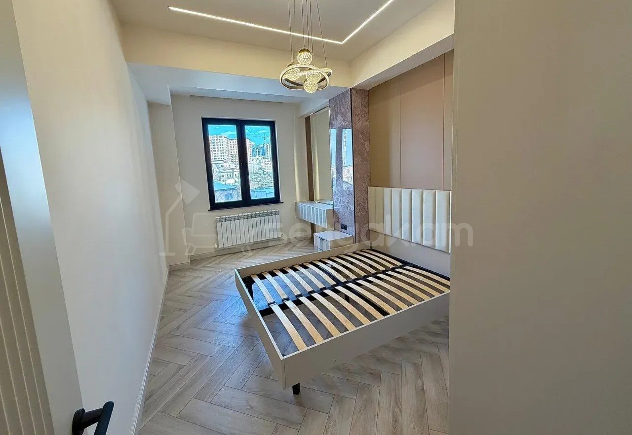 3 Սենյականոց Բնակարան Նորակառույցում, 80քմ, 4/14 հարկ, Դիզայներական Վերանորոգված