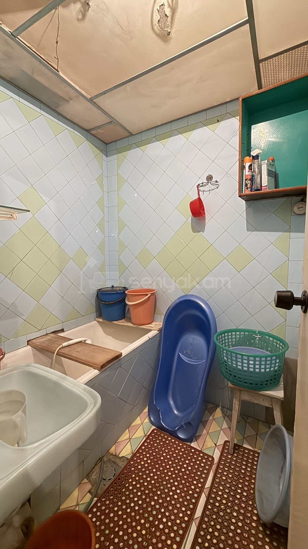 4 Սենյականոց Բնակարան, 91քմ, 3/9 հարկ, Նորմալ Վիճակում