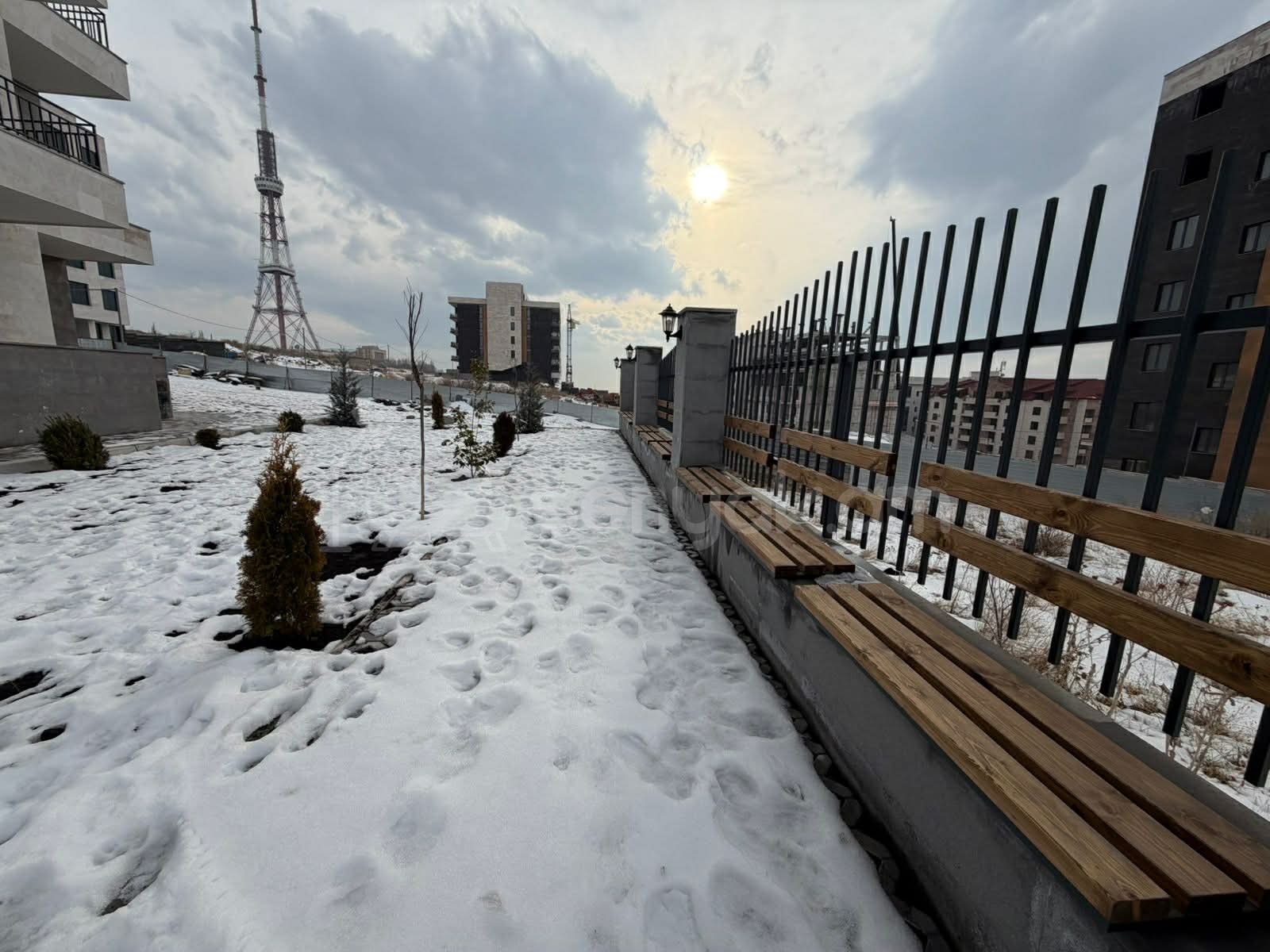 2 Սենյականոց Բնակարան, 53քմ, 3/5 հարկ, Զրոյական Վիճակում