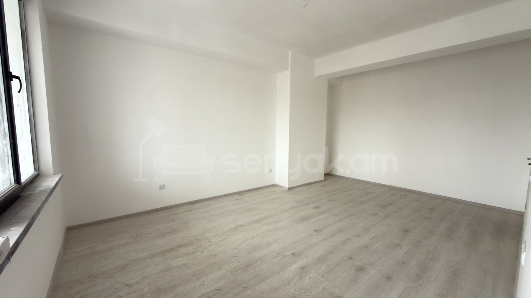 3 Սենյականոց Բնակարան Նորակառույցում, 87քմ, 14/16 հարկ, Կապիտալ Վերանորոգված