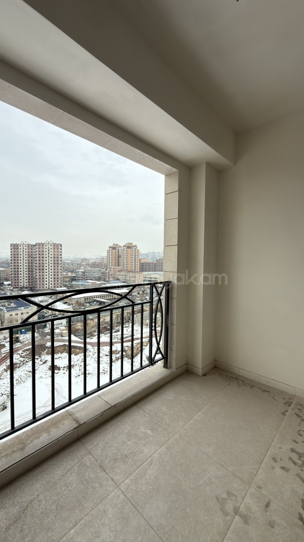 3 Սենյականոց Բնակարան Նորակառույցում, 87քմ, 14/16 հարկ, Կապիտալ Վերանորոգված