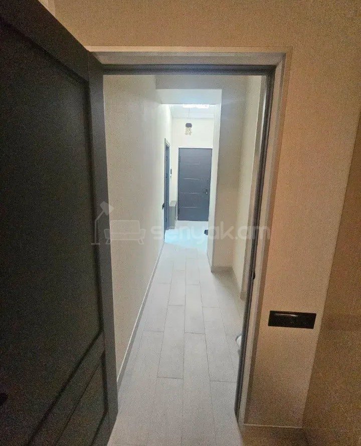 2 Սենյականոց Բնակարան Նորակառույցում, 84քմ, 10/18 հարկ, Կապիտալ Վերանորոգված