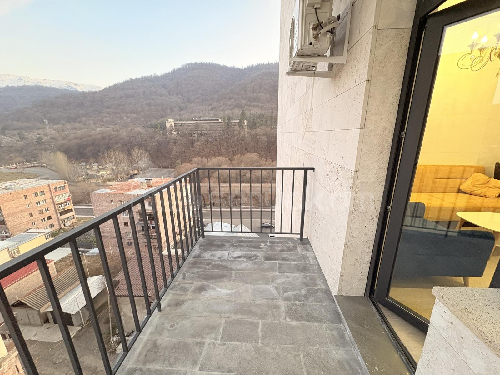 3 Սենյականոց Բնակարան Նորակառույցում, 59քմ, 6/13 հարկ, Կապիտալ Վերանորոգված