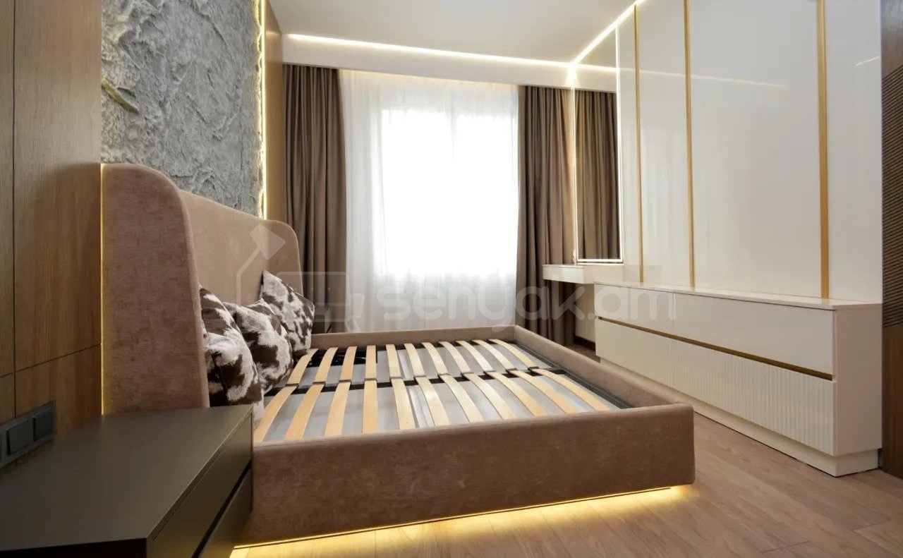 3 Սենյականոց Բնակարան Նորակառույցում, 90քմ, 11/20 հարկ, Դիզայներական Վերանորոգված