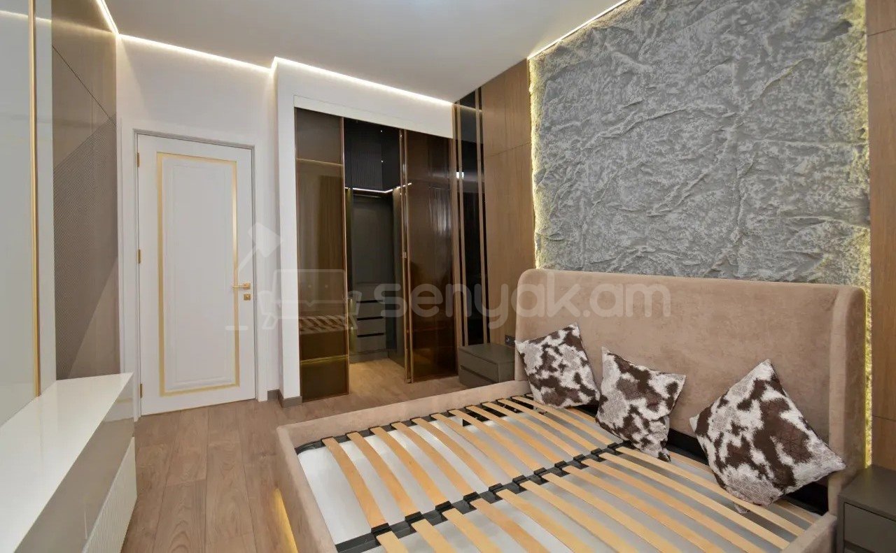 3 Սենյականոց Բնակարան Նորակառույցում, 90քմ, 11/20 հարկ, Դիզայներական Վերանորոգված