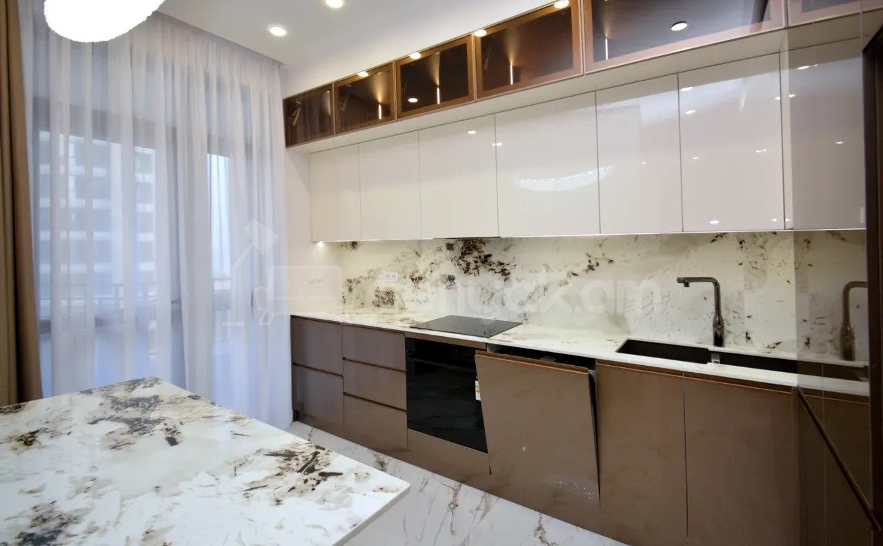 3 Սենյականոց Բնակարան Նորակառույցում, 90քմ, 11/20 հարկ, Դիզայներական Վերանորոգված