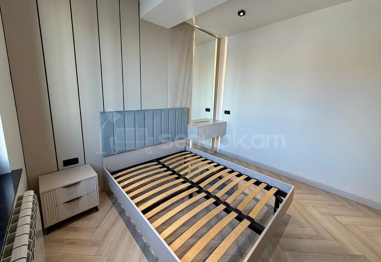 3 Սենյականոց Բնակարան Նորակառույցում, 80քմ, 4/14 հարկ, Կապիտալ Վերանորոգված