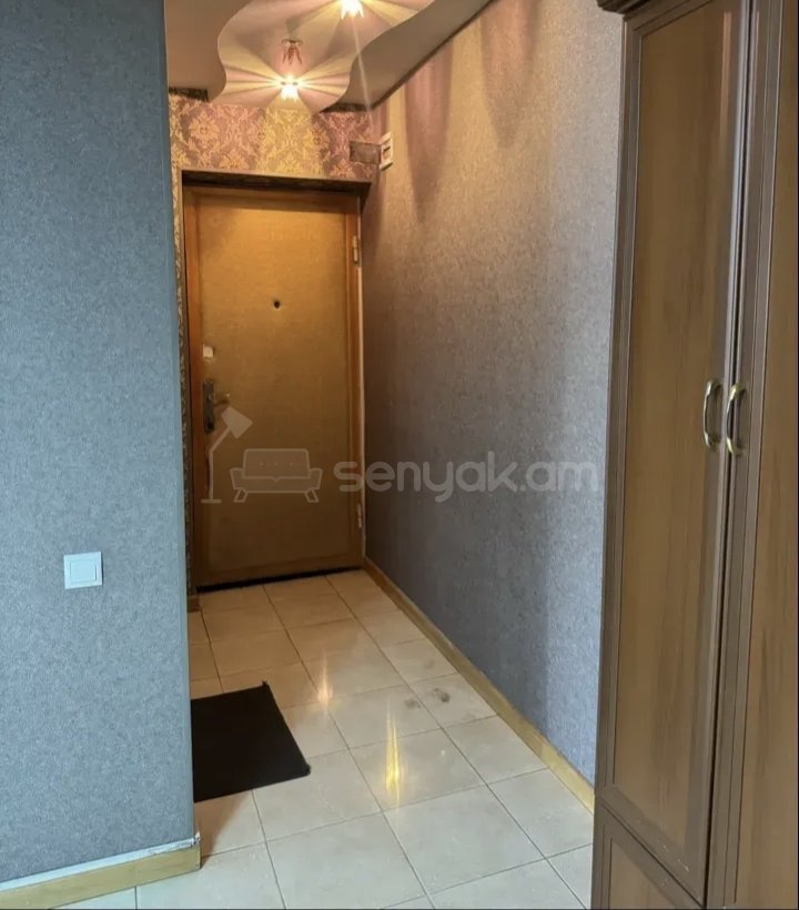 3 Սենյականոց Բնակարան Քարե Շենքում, 68քմ, 2/4 հարկ, Կապիտալ Վերանորոգված, Կահավորված