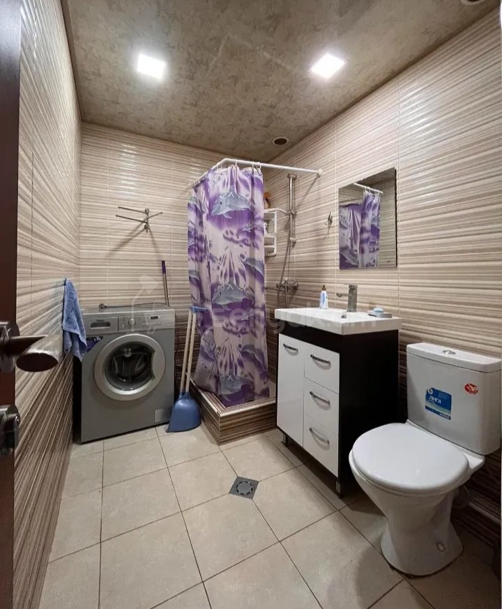 3 Սենյականոց Բնակարան Քարե Շենքում, 68քմ, 2/4 հարկ, Կապիտալ Վերանորոգված, Կահավորված