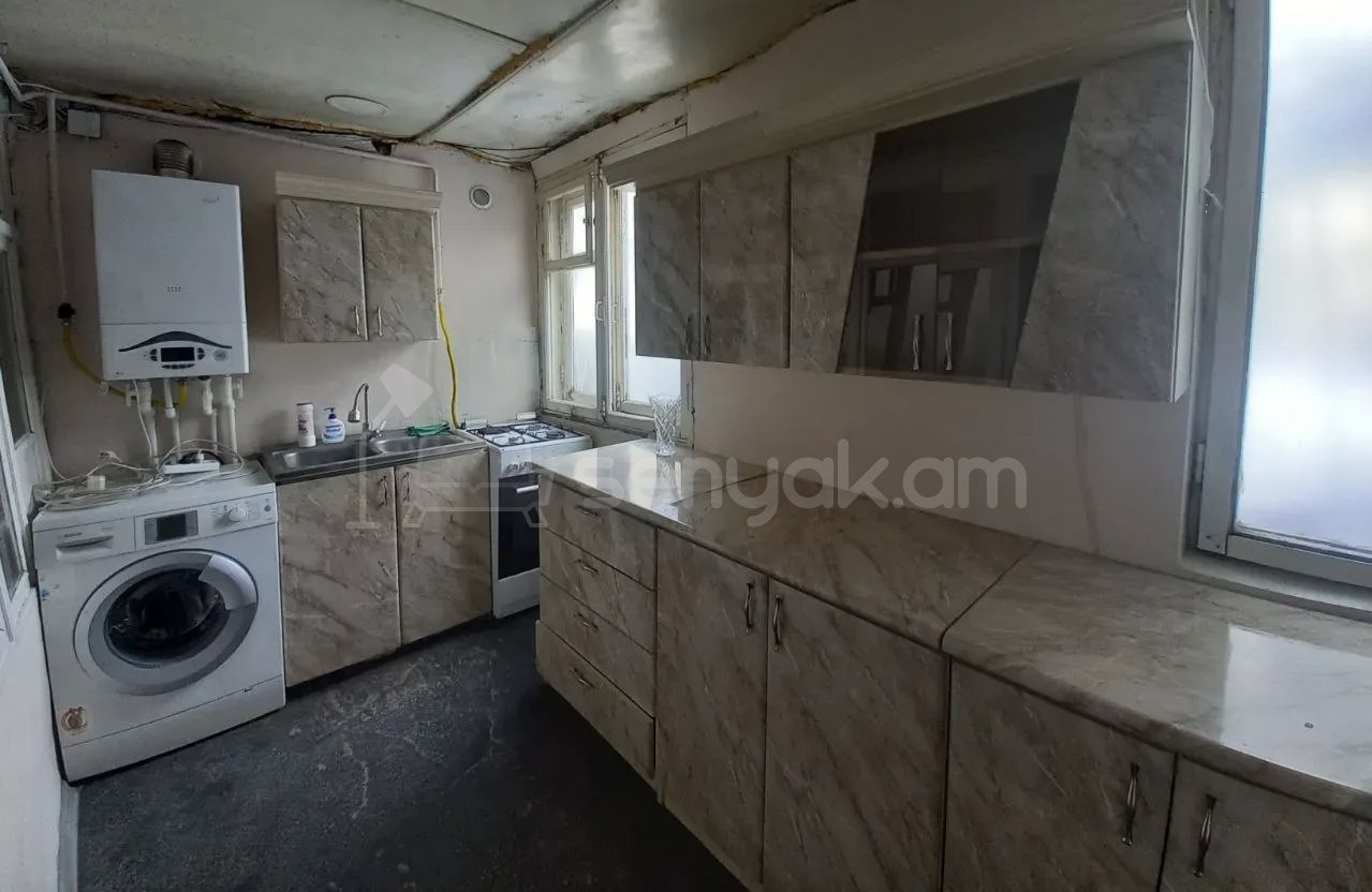 3 Սենյականոց Բնակարան Քարե Շենքում, 68քմ, 1/1 հարկ, Կապիտալ Վերանորոգված, Կահավորված, Արևկող