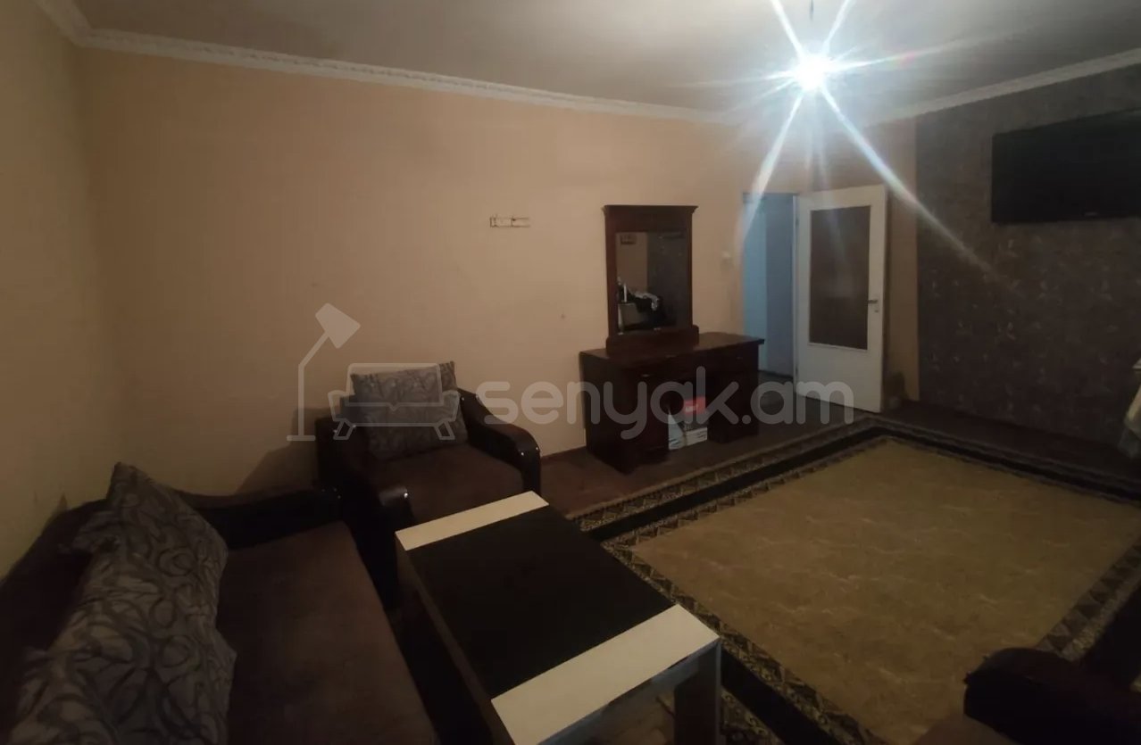 3 Սենյականոց Բնակարան, 72քմ, 5/9 հարկ, Նորմալ Վիճակում, Կահավորված, Արևկող