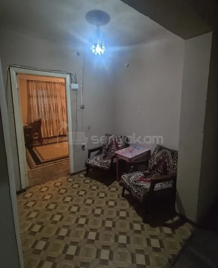 3 Սենյականոց Բնակարան, 72քմ, 5/9 հարկ, Նորմալ Վիճակում, Կահավորված, Արևկող