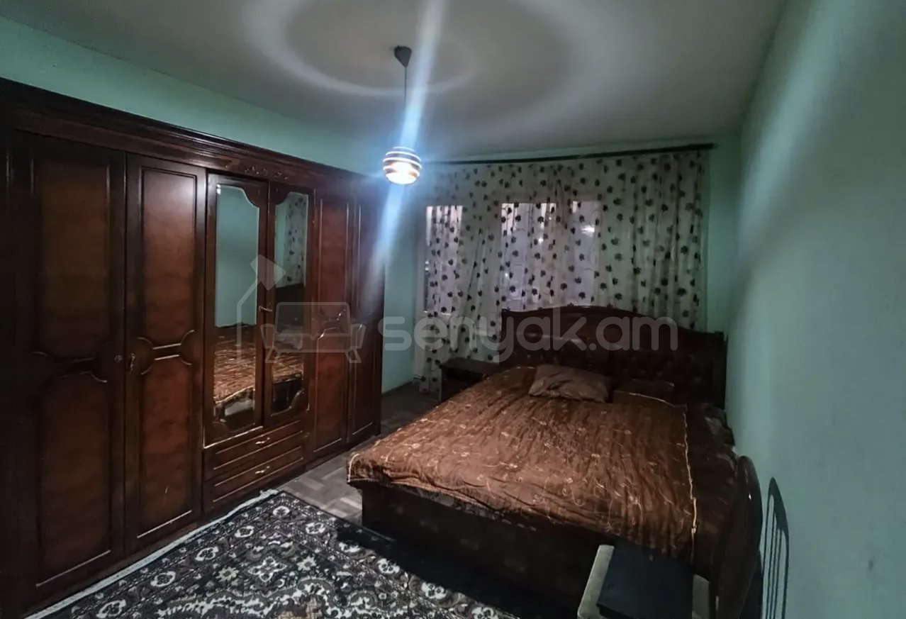 3 Սենյականոց Բնակարան, 72քմ, 5/9 հարկ, Նորմալ Վիճակում, Կահավորված, Արևկող