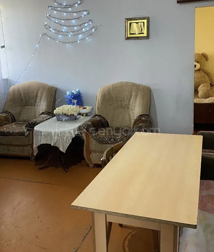 2 Սենյականոց Բնակարան Քարե Շենքում, 40քմ, 1/1 հարկ, Նորմալ Վիճակում, Կահավորված