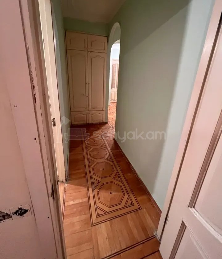 3 Սենյականոց Բնակարան, 76քմ, 5/9 հարկ, Նորմալ Վիճակում, Կահավորված, Արևկող