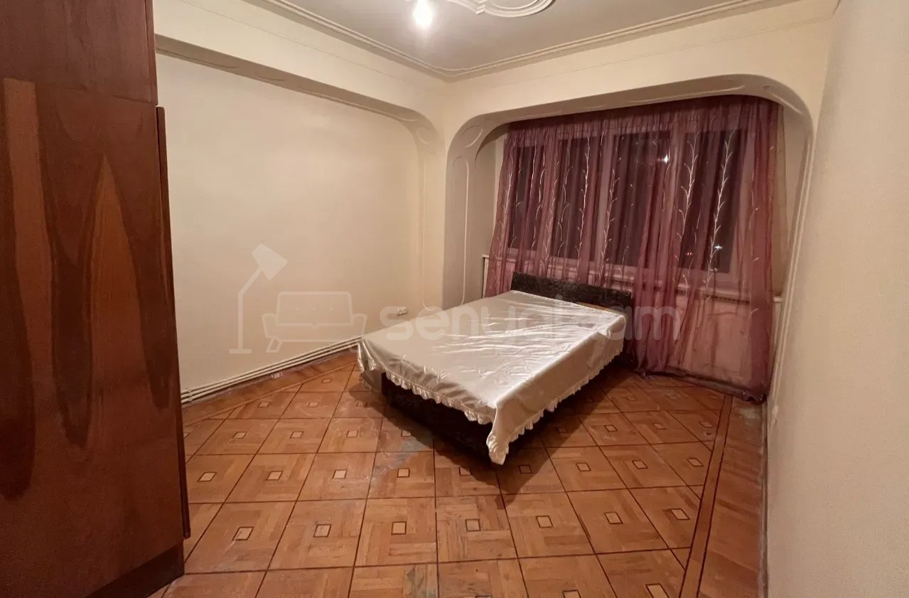 3 Սենյականոց Բնակարան, 76քմ, 5/9 հարկ, Նորմալ Վիճակում, Կահավորված, Արևկող