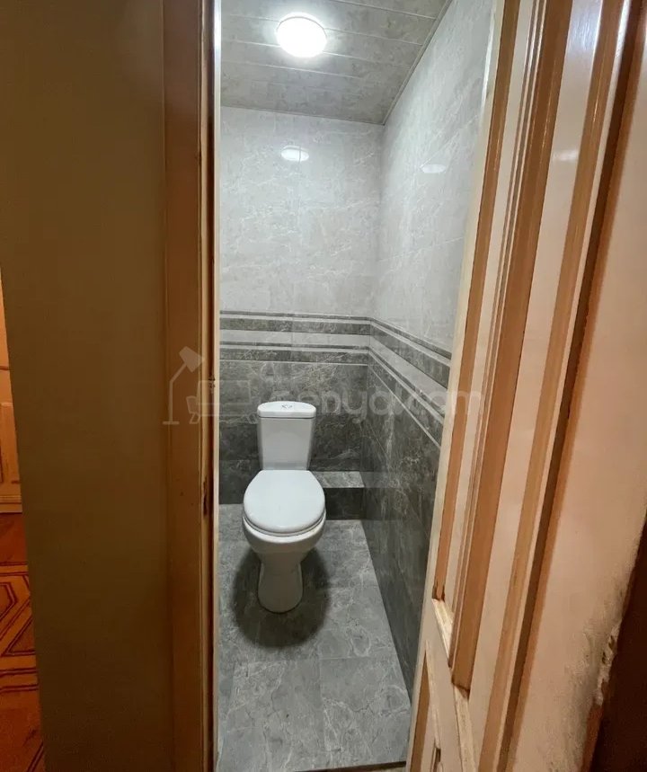 3 Սենյականոց Բնակարան, 76քմ, 5/9 հարկ, Նորմալ Վիճակում, Կահավորված, Արևկող