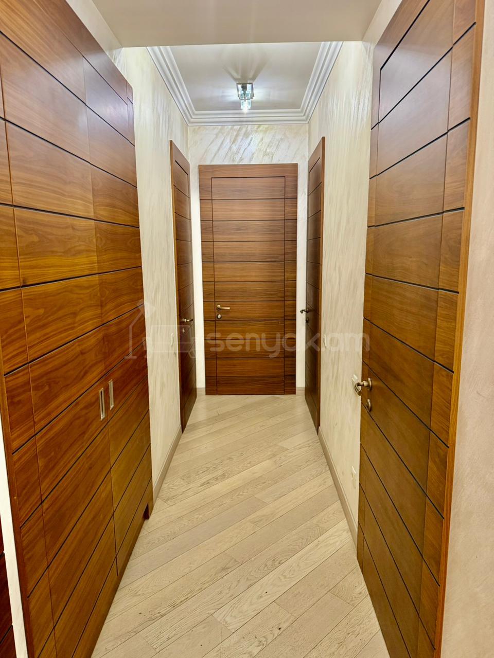 4 Սենյականոց Բնակարան Նորակառույցում, 115քմ, 11/15 հարկ, Դիզայներական Վերանորոգված