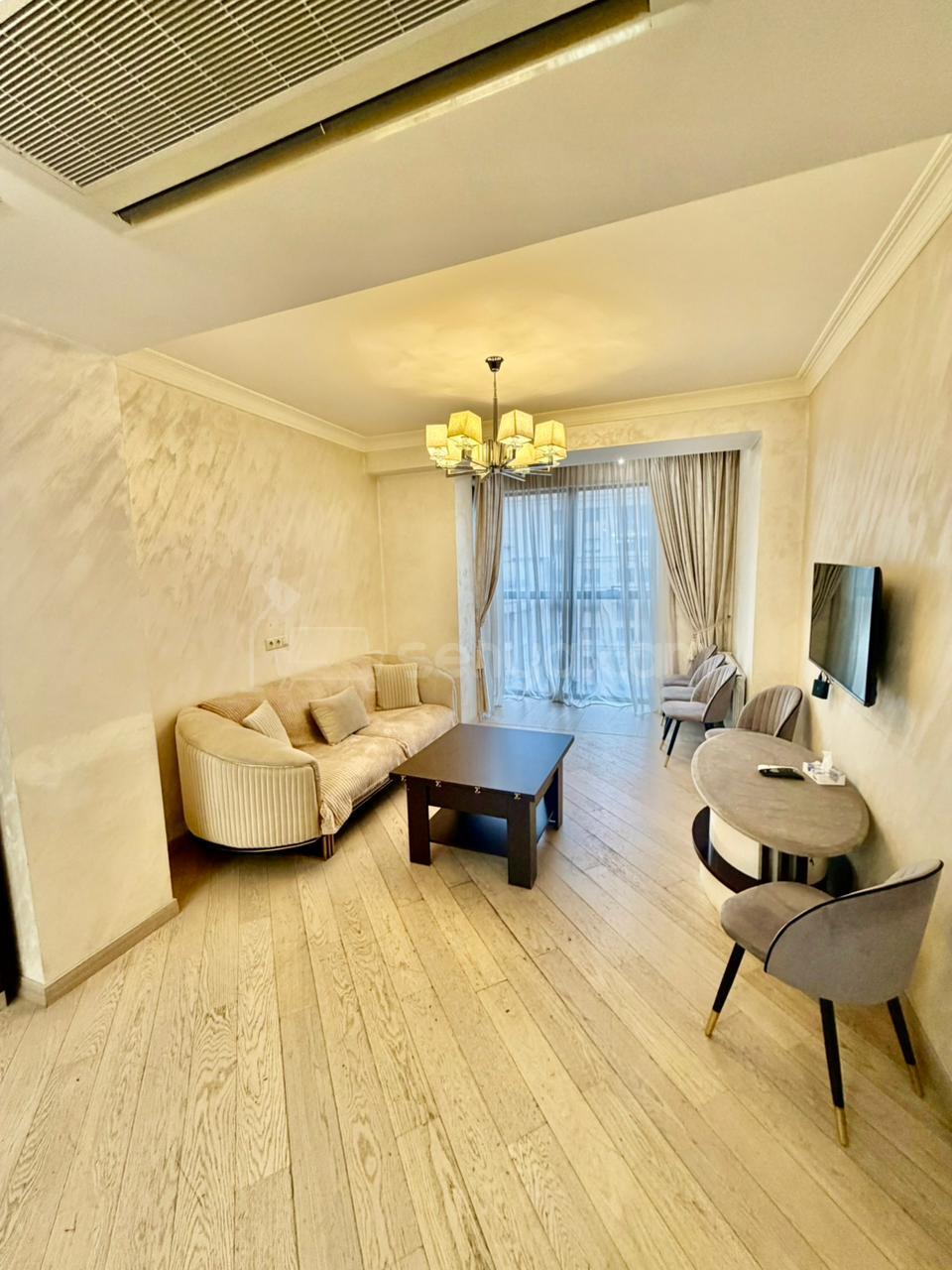 4 Սենյականոց Բնակարան Նորակառույցում, 115քմ, 11/15 հարկ, Դիզայներական Վերանորոգված