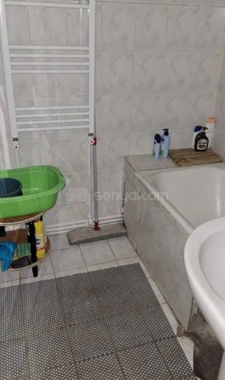 4 Սենյականոց Բնակարան, 95քմ, 9/9 հարկ, Կոսմետիկ Վերանորոգված, Կահավորված, Արևկող