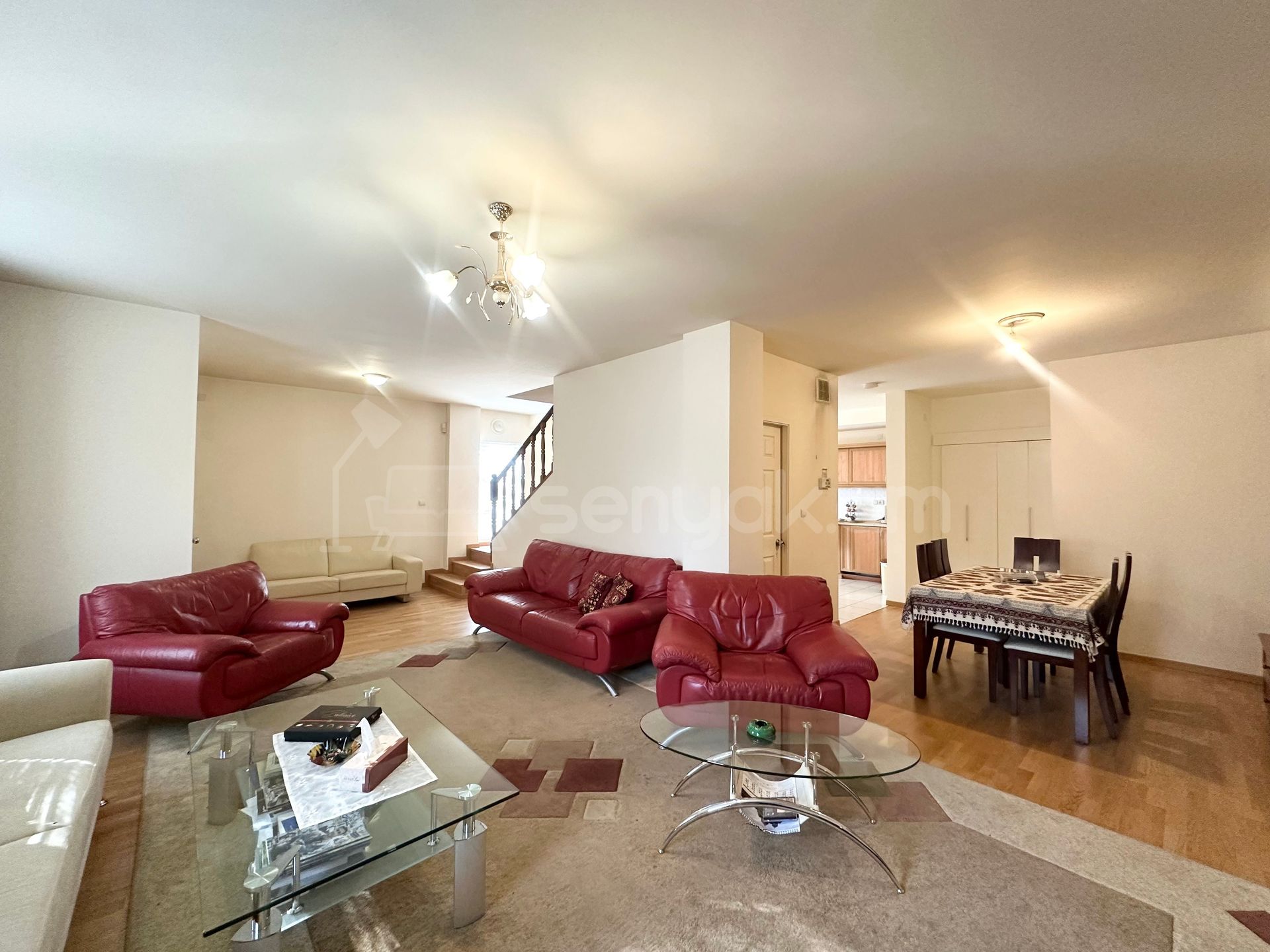 4 Սենյականոց Շքեղ Առանձնատուն, 150քմ