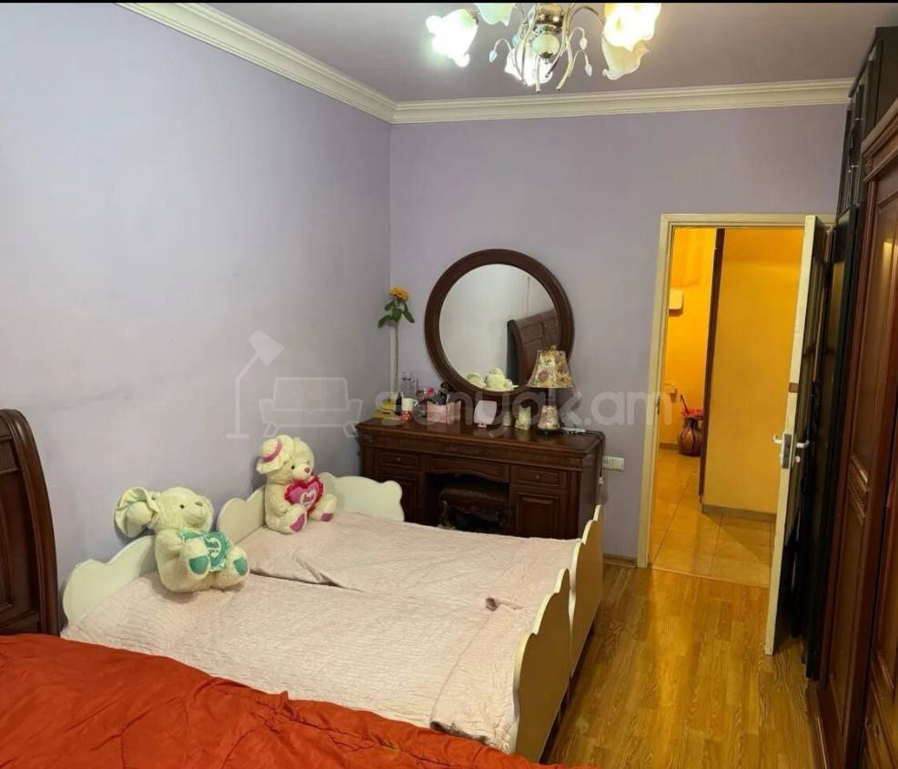 3 Սենյականոց Բնակարան, 96քմ, 2/9 հարկ, Կապիտալ Վերանորոգված